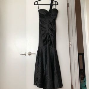Black one shoulder evening formal party dress